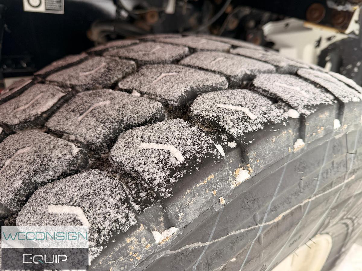 Used 2015 Peterbilt 367 Tri Drive Winch Truck