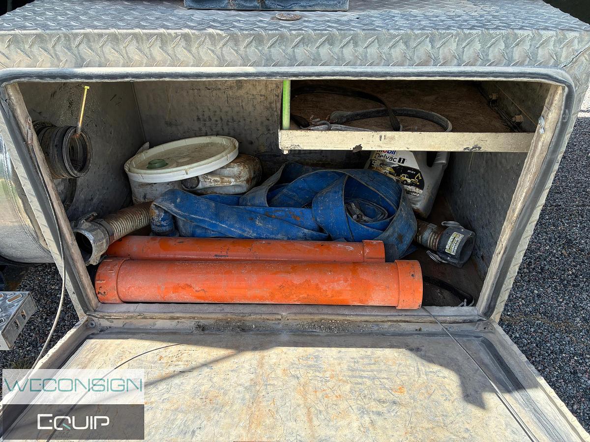 Used 2008 Mack GU713 Water Truck