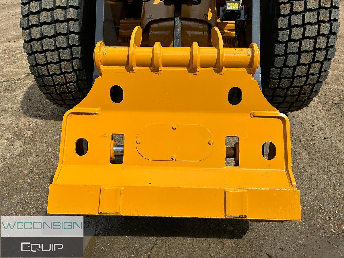 Used 2017 John Deere 724K Loader
