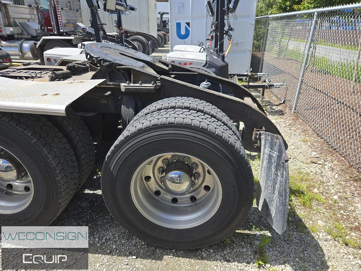 Used 2016 Peterbilt 567