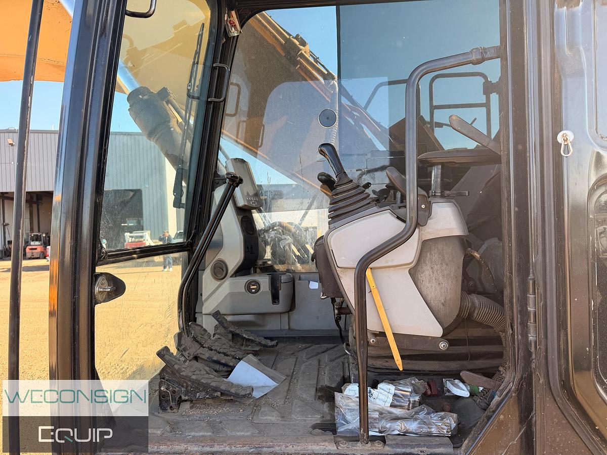 Used 2014 CAT 320E Excavator