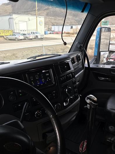 Used 2017 Peterbilt 567 HWY Truck Tractor