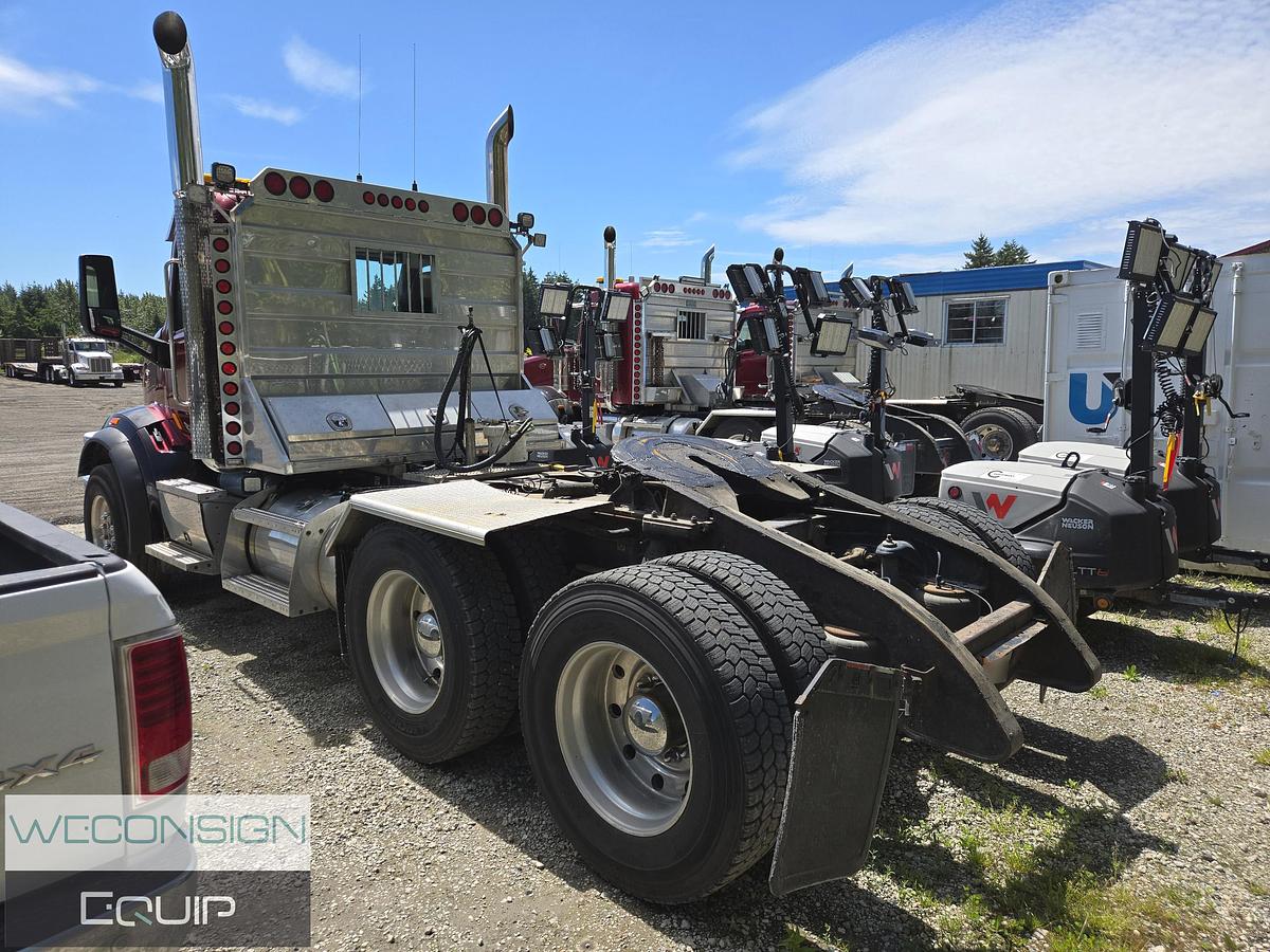 Used 2016 Peterbilt 567