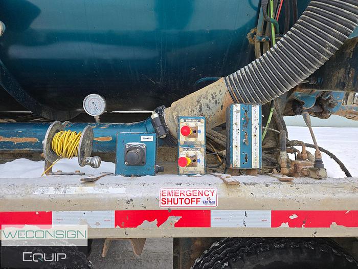 Used 2015 Western Star Tri-Drive Custom Vac Semi Vac