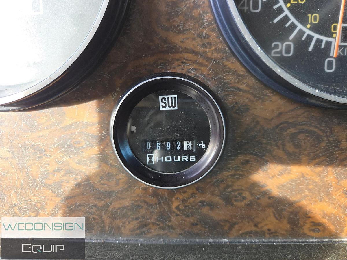 Used 1988 Kenworth T800 TA Water Truck