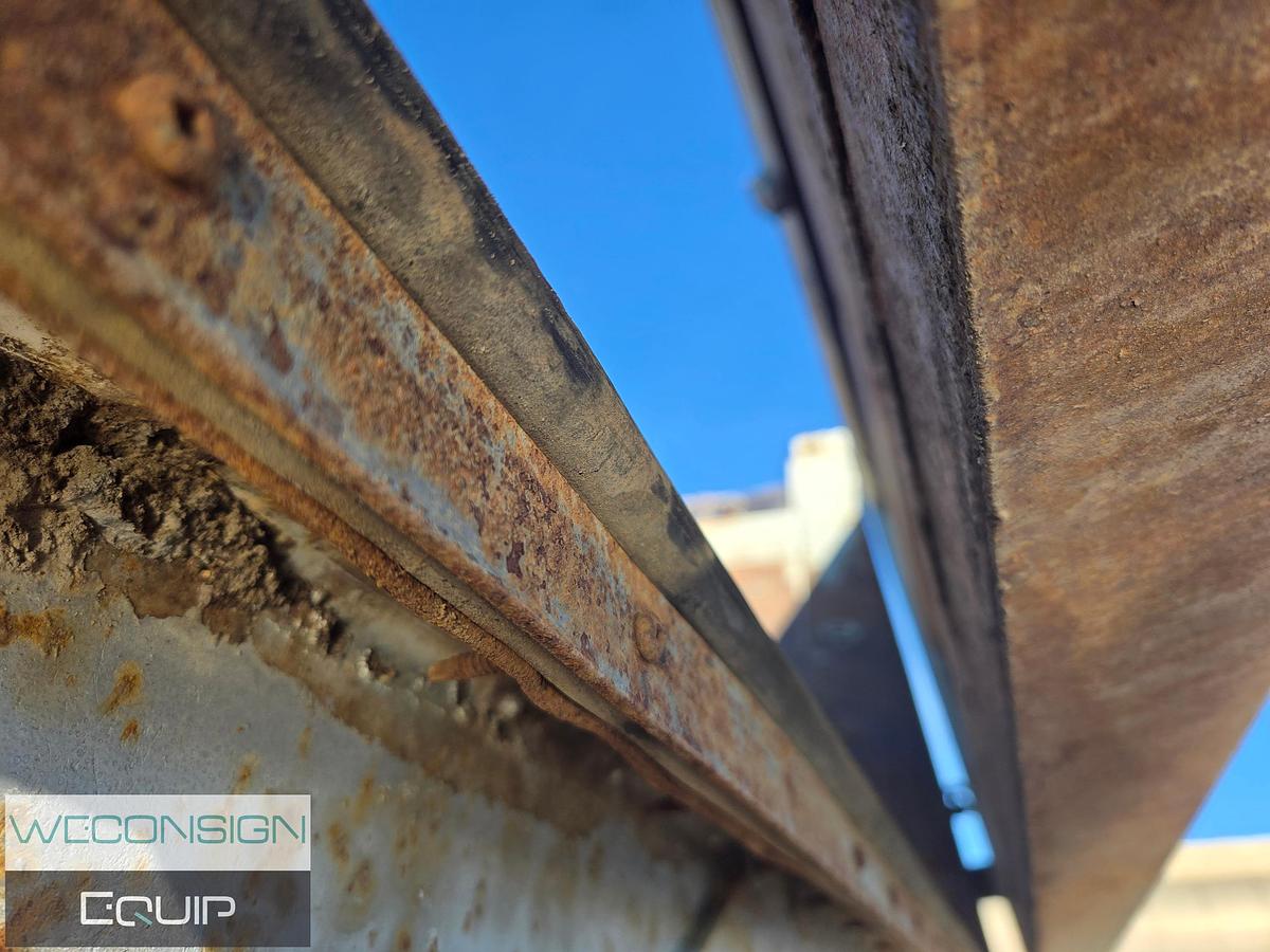 Used 2016 Arnes 30' End Dump