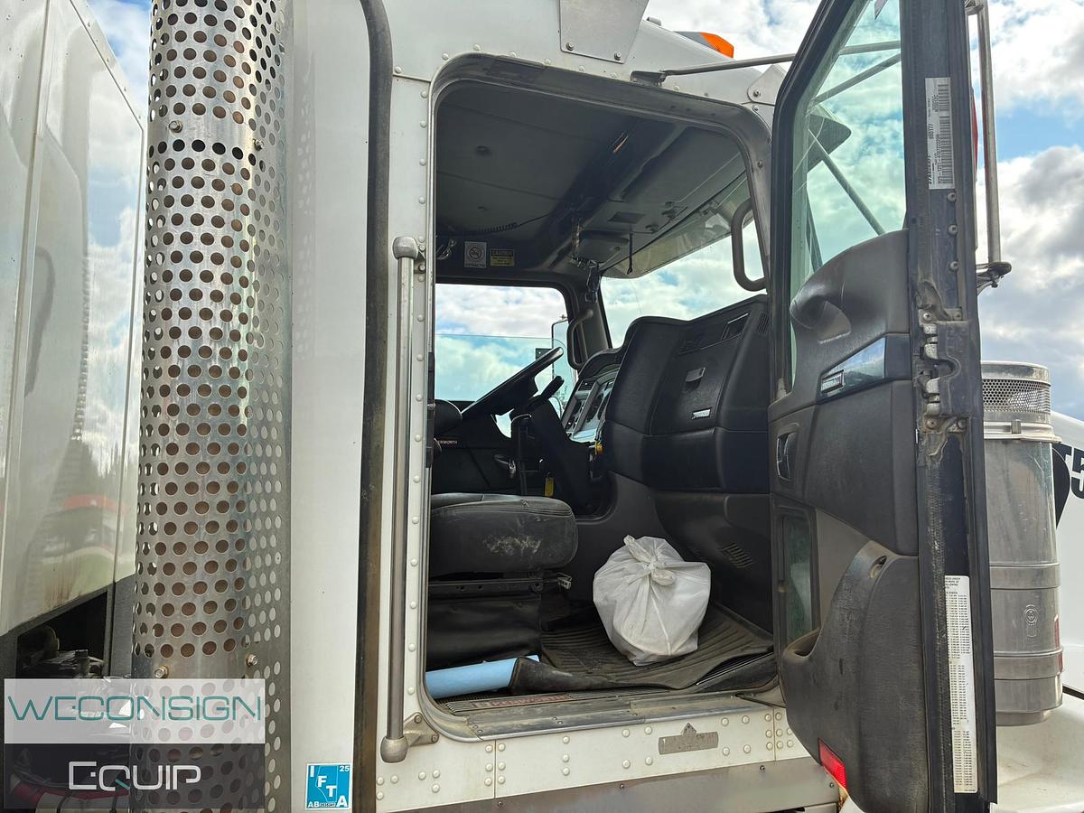 Used 2016 Kenworth T800 Tri Axle Hydrovac