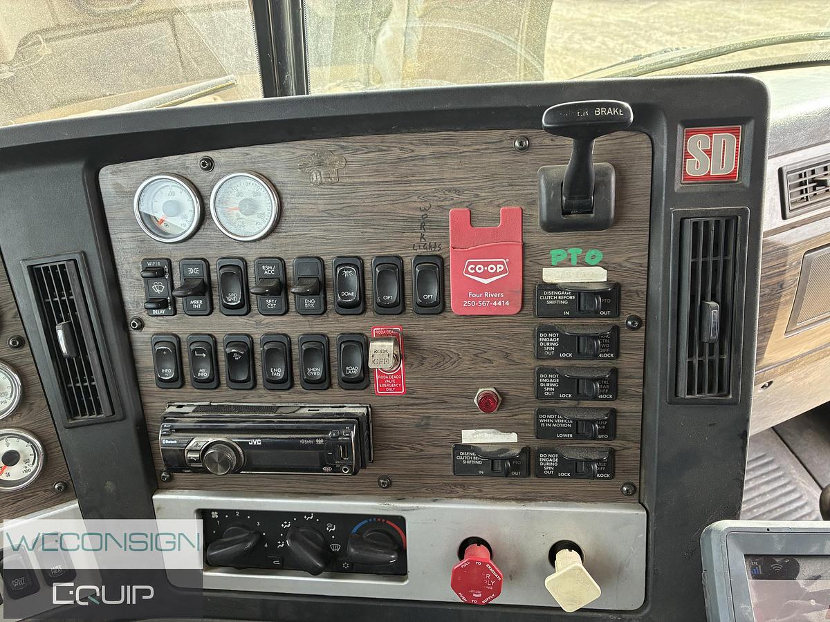 Used 2011 Freightliner Coronado SD Fuel and Lube Truck