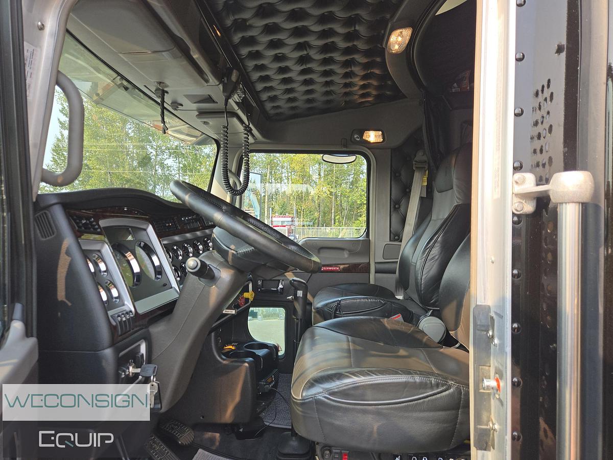 Used 2024 Kenworth W900L TA Truck Tractor