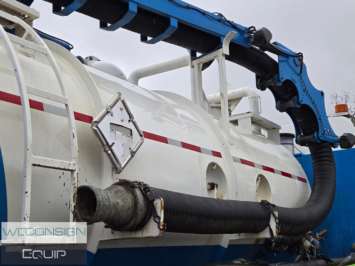 Used 2011 Western Star 4900 Tri-Drive DOT Hydrovac
