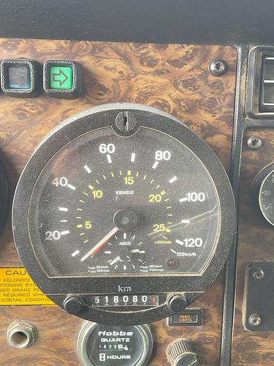 Used 1996 Kenworth T800 Pressure / Fuel Steam/Pressure Truck