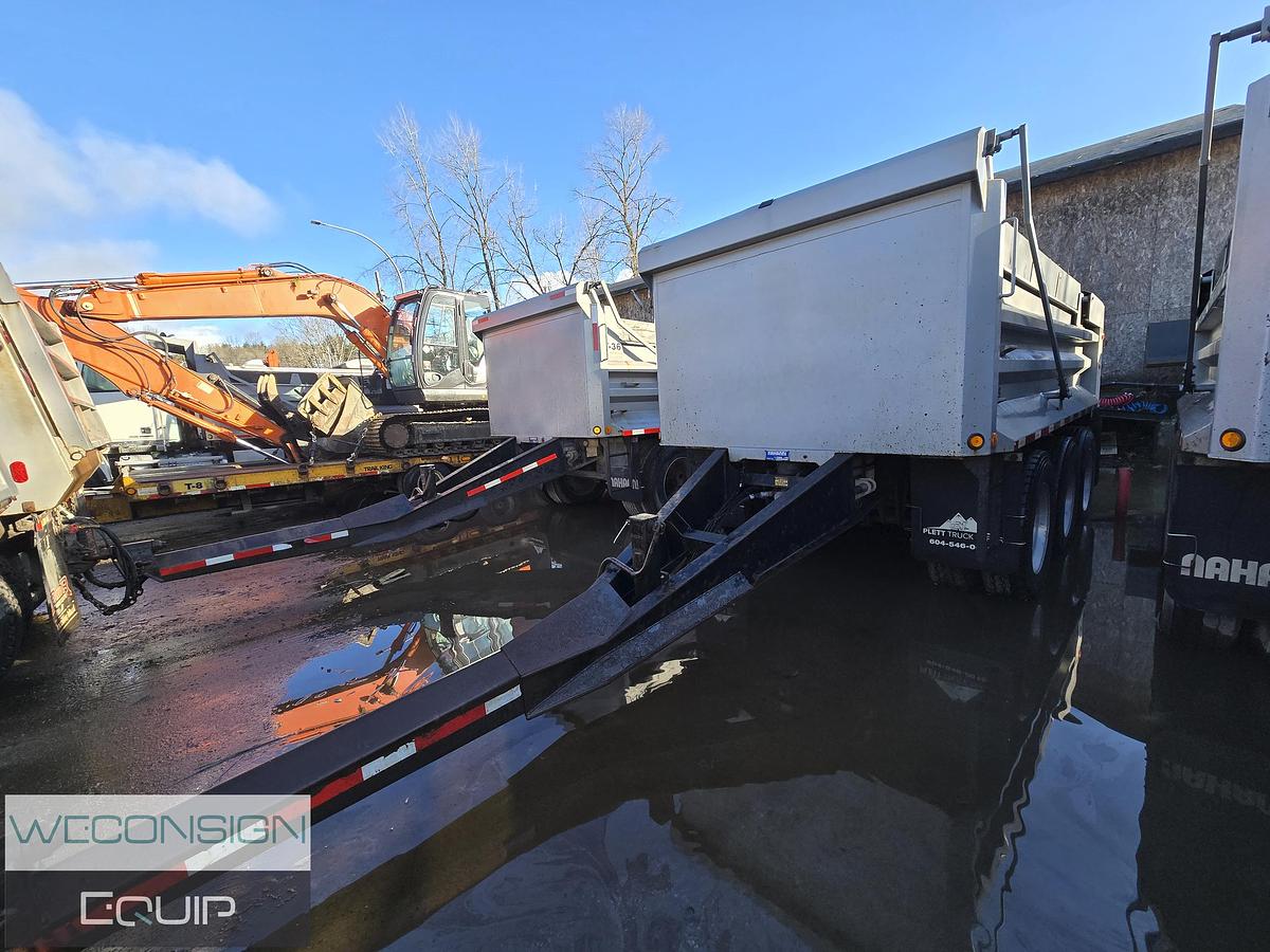 Used 2018 Nahanni Tridem Pup Trailer