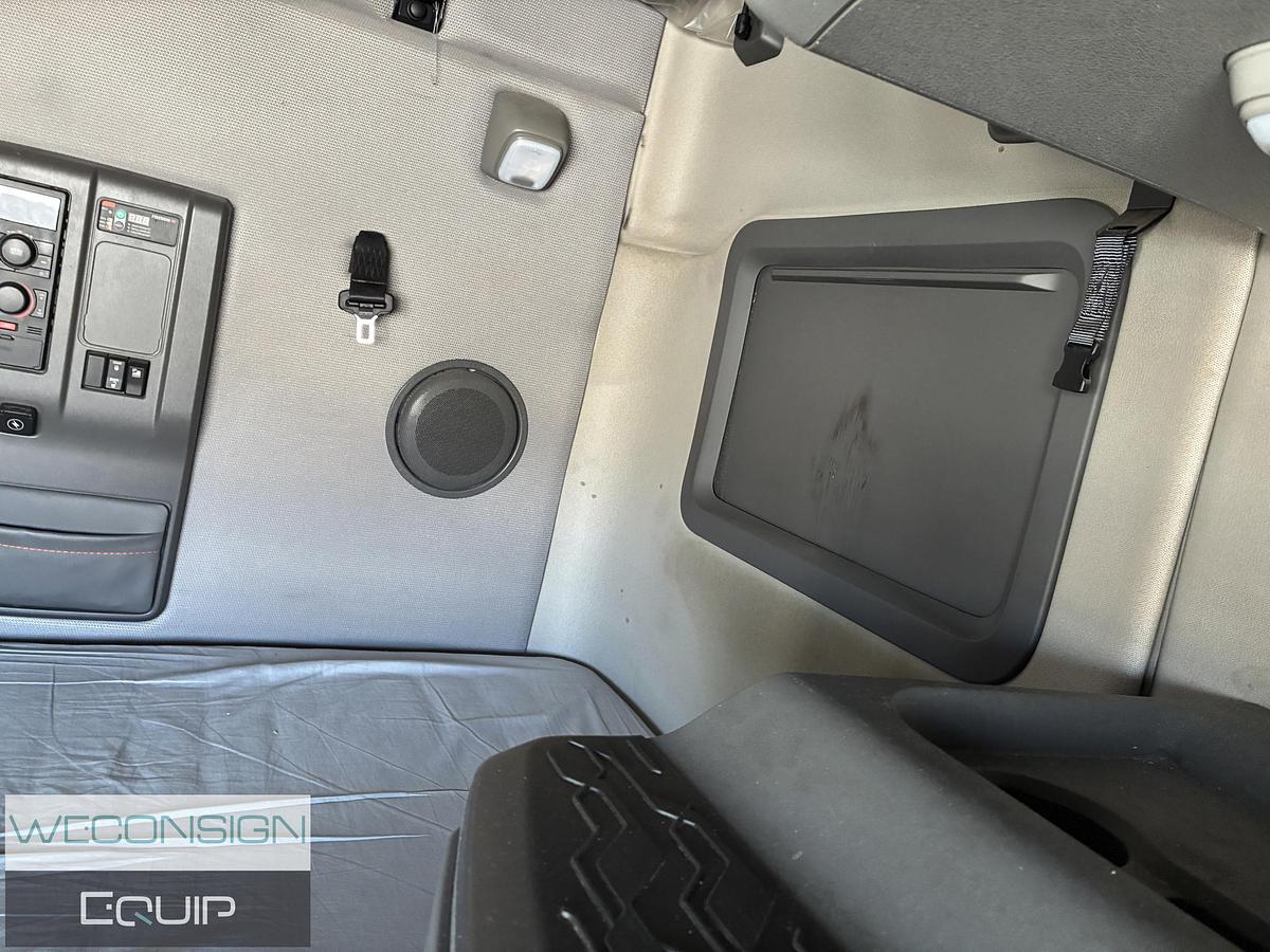 Used 2020 Volvo VNL 760 Sleeper Truck Tractor