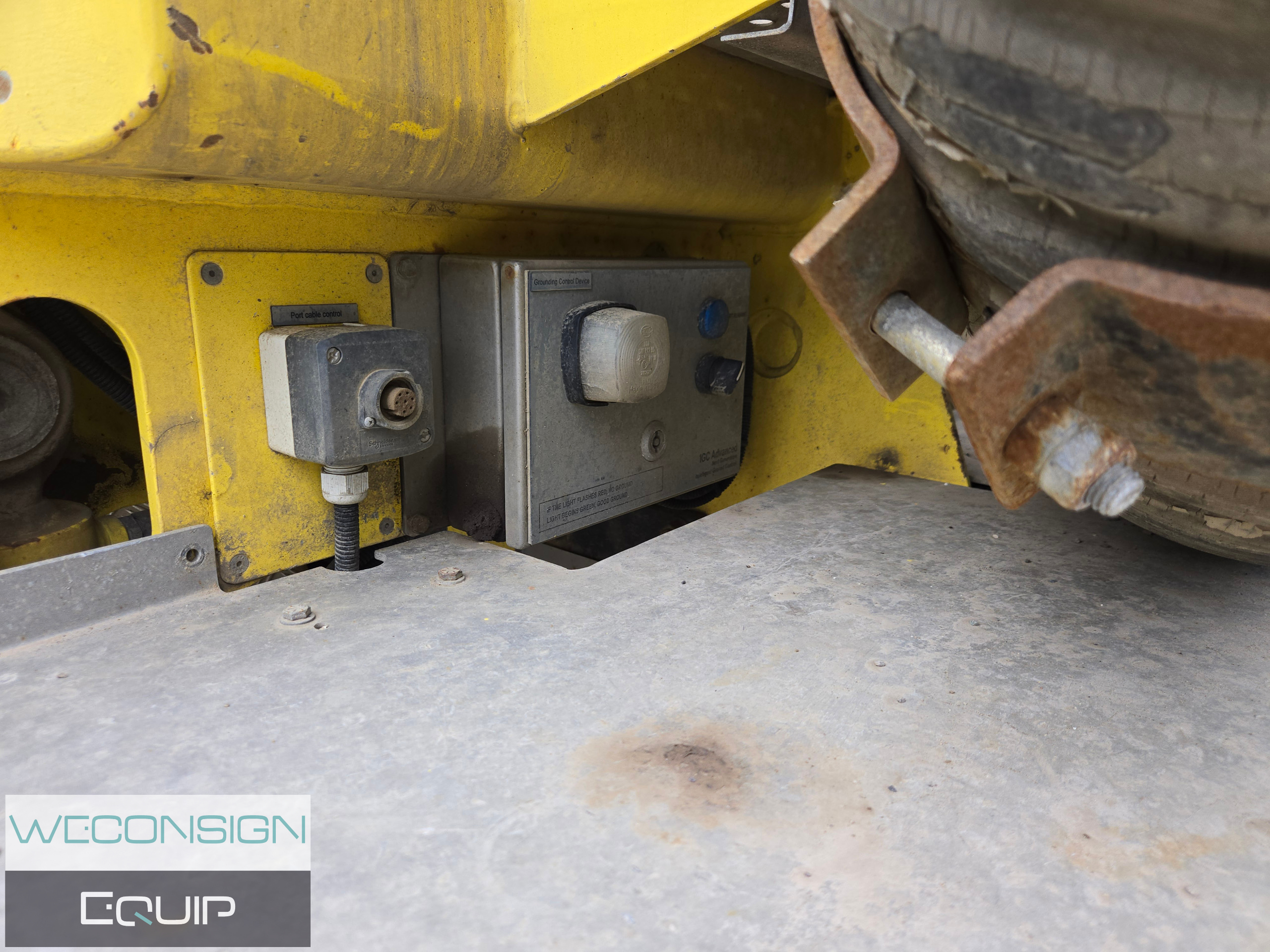 Used 2017 Kenworth T800 Tandem Axle Air Vac