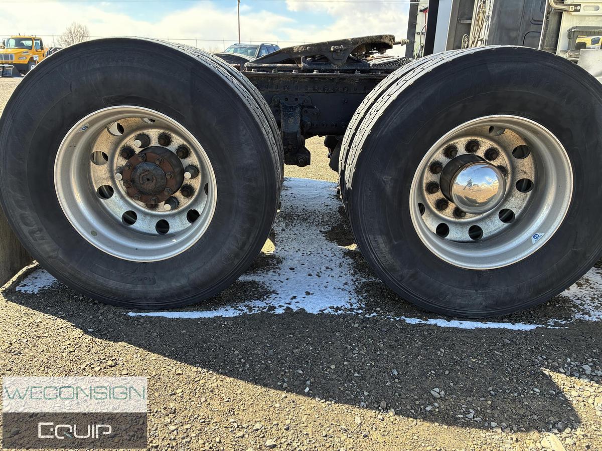 Used 2020 Volvo VNL 760 Sleeper Truck Tractor