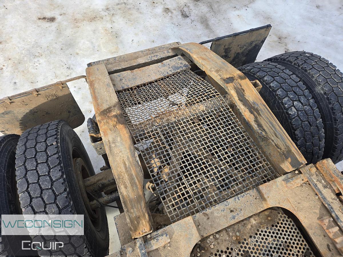 Used 2013 Kenworth T800 Winch Truck