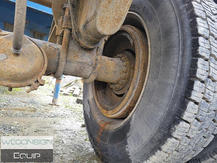 Used 1986 Knight KB716 2.4 M Jeep
