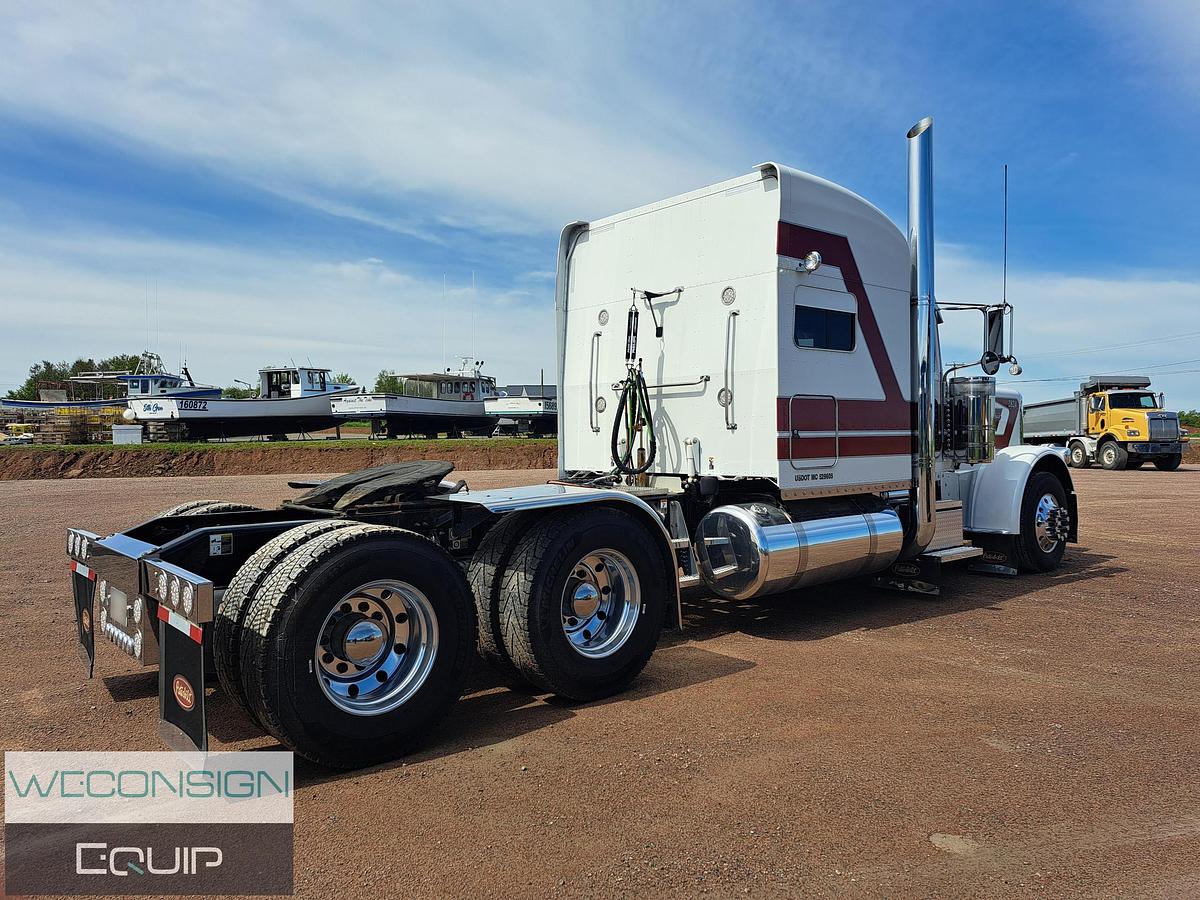 Used 2024 Peterbilt 389 Sleeper Truck Tractor