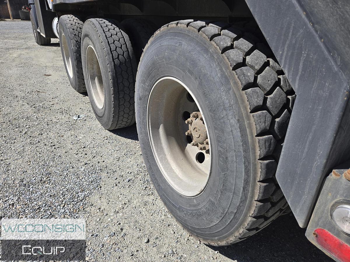 Used 2015 CAT Hydro Excavator