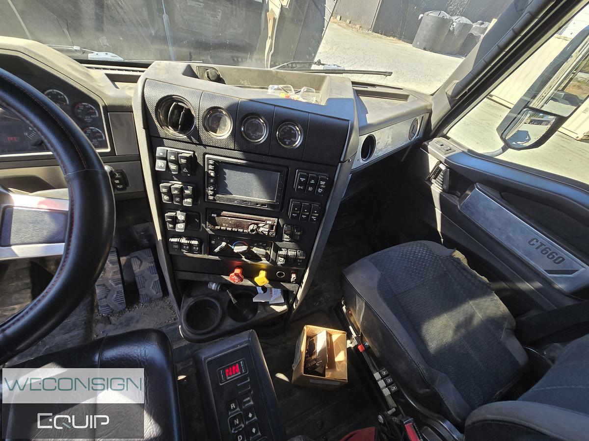 Used 2015 CAT Hydro Excavator