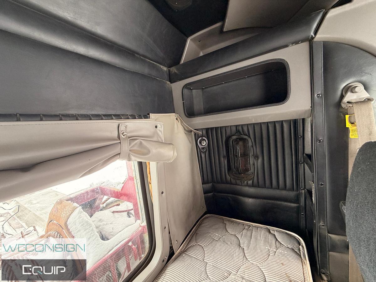 Used 2011 Kenworth T800 Tri Drive Texas Bed Truck