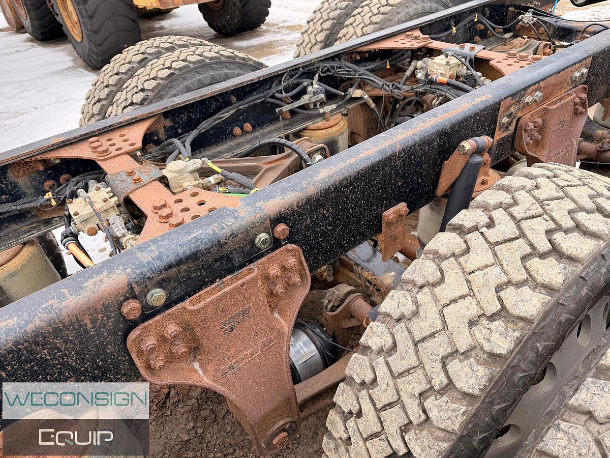 Used 2017 Kenworth T880