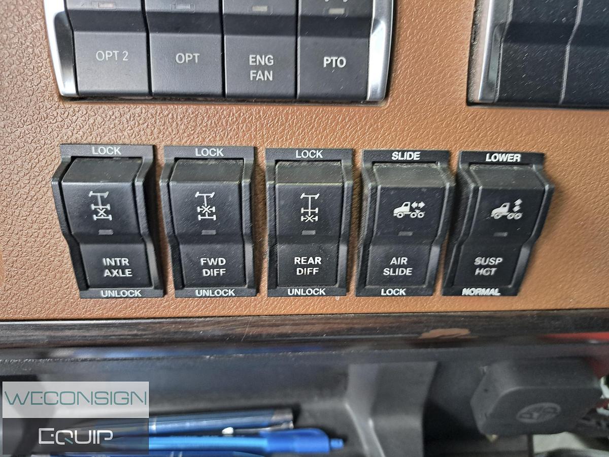 Used 2020 Freightliner Cascadia