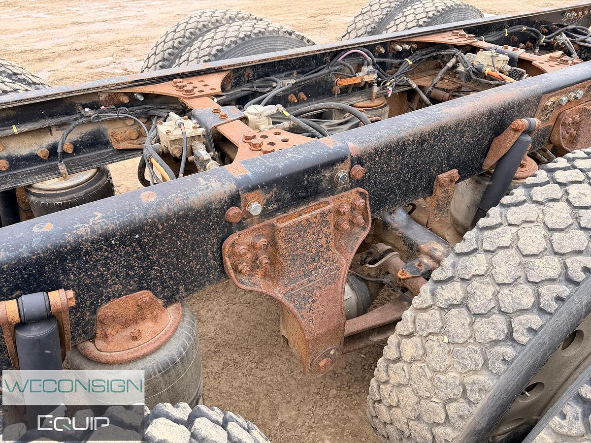 Used 2018 Kenworth T880