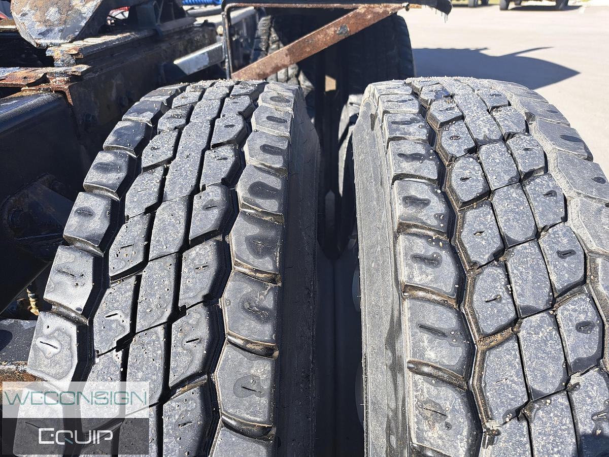 Used 2022 Peterbilt 389 Sleeper Truck Tractor