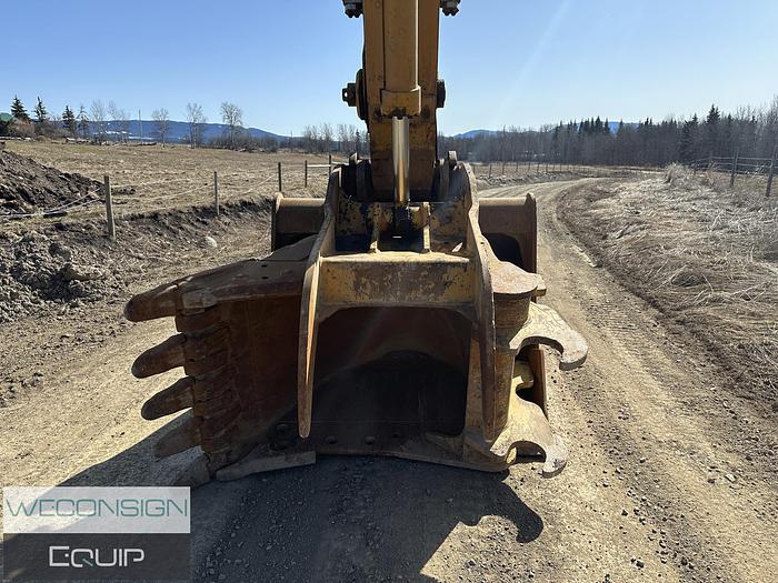 Used 2019 CAT 330