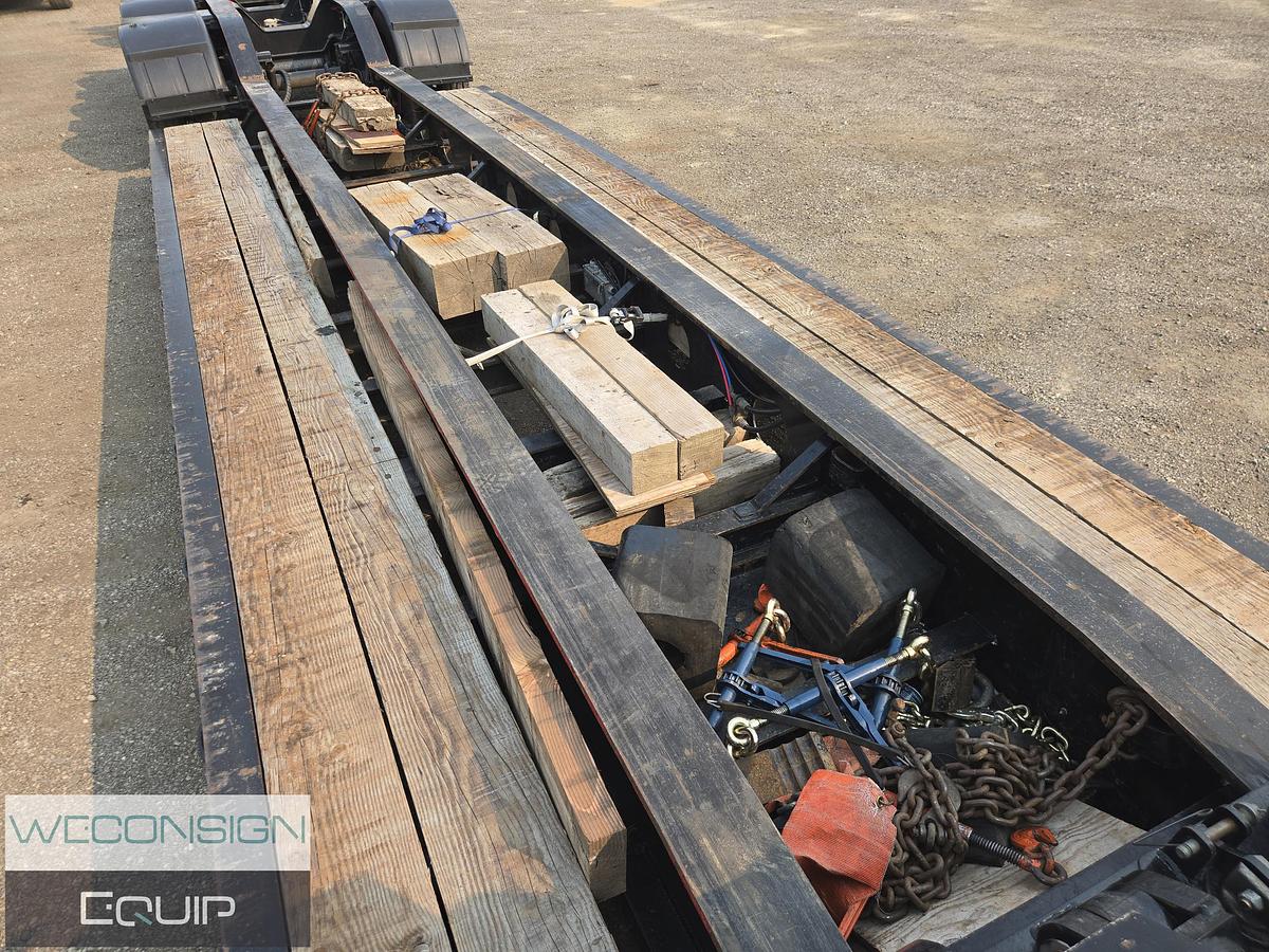 Used 2023 Pacesetter 60T 9 Axle Lowbed Combination