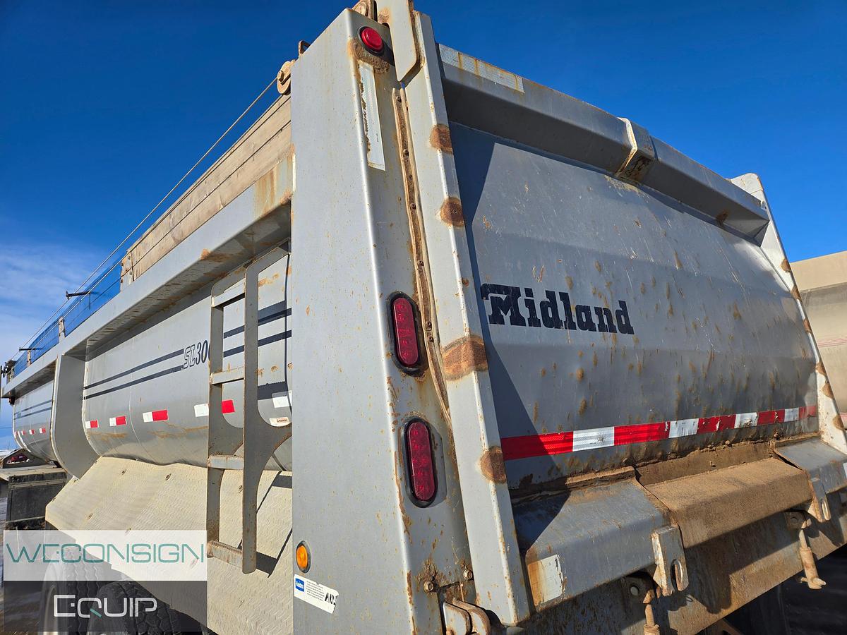 Used 2013 Midland 32'