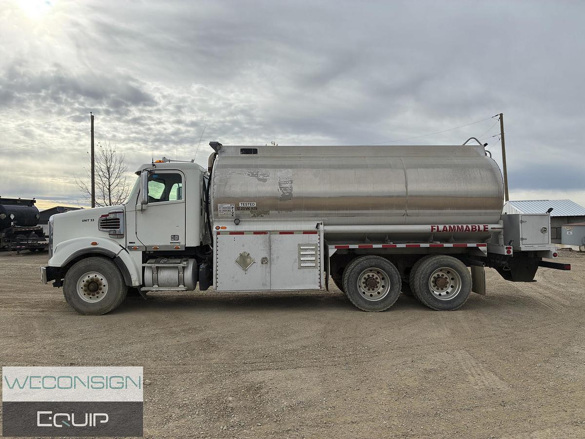 Used 2011 Freightliner Coronado SD Fuel and Lube Truck