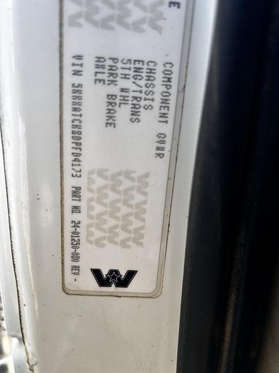 Used 2013 Western Star 6900XD Bed/Deck Truck