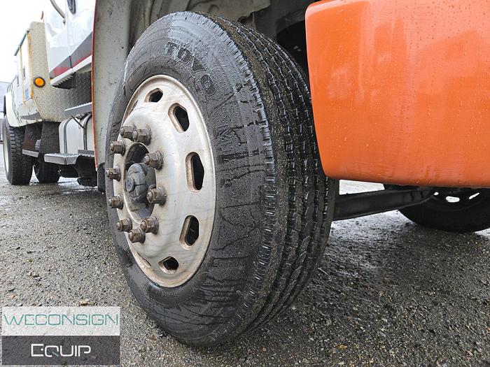 Used 2009 Freightliner M2 Tow Truck