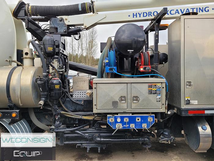 Used 2016 Kenworth T880 Hydro Excavator