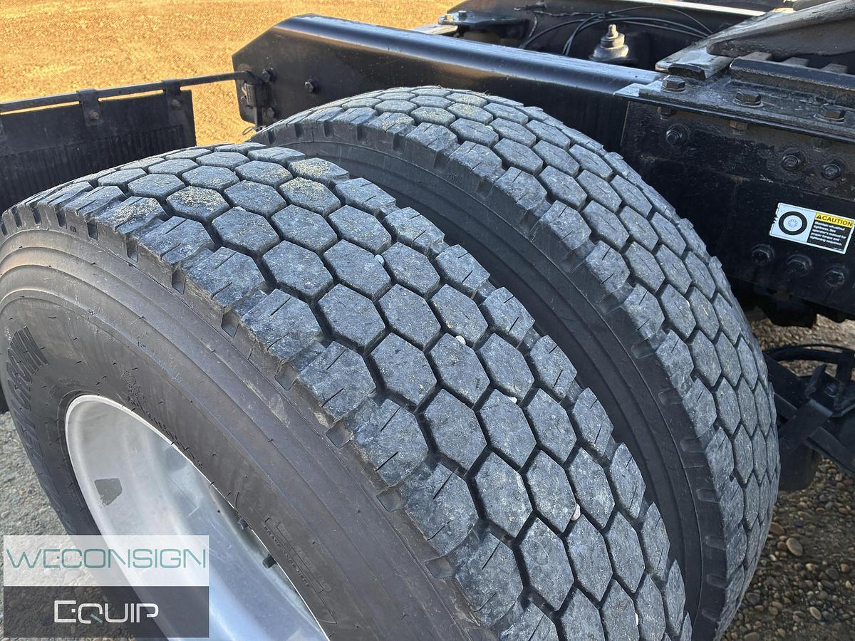 Used 2020 Kenworth T680 Sleeper Truck Tractor