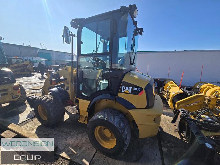 Used CAT 903