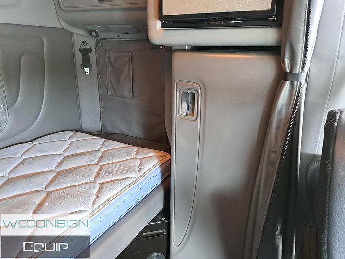 Used 2020 Peterbilt 389 HWY Truck Tractor