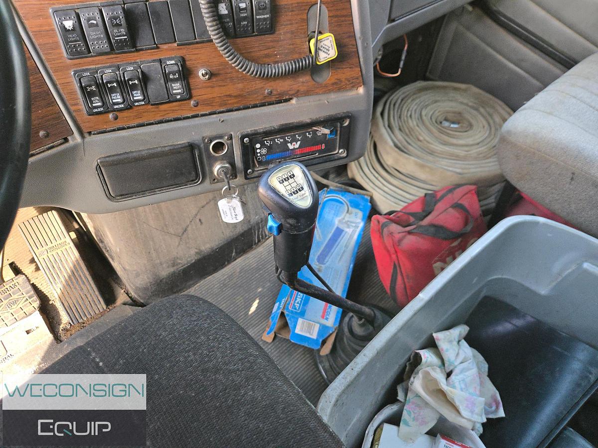 Used 1999 Western Star 5864S TA Water Truck