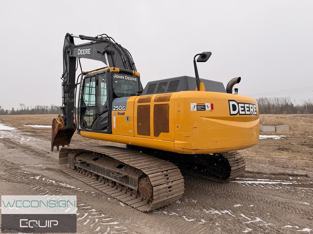 Used 2017 John Deere 250G LC Excavator