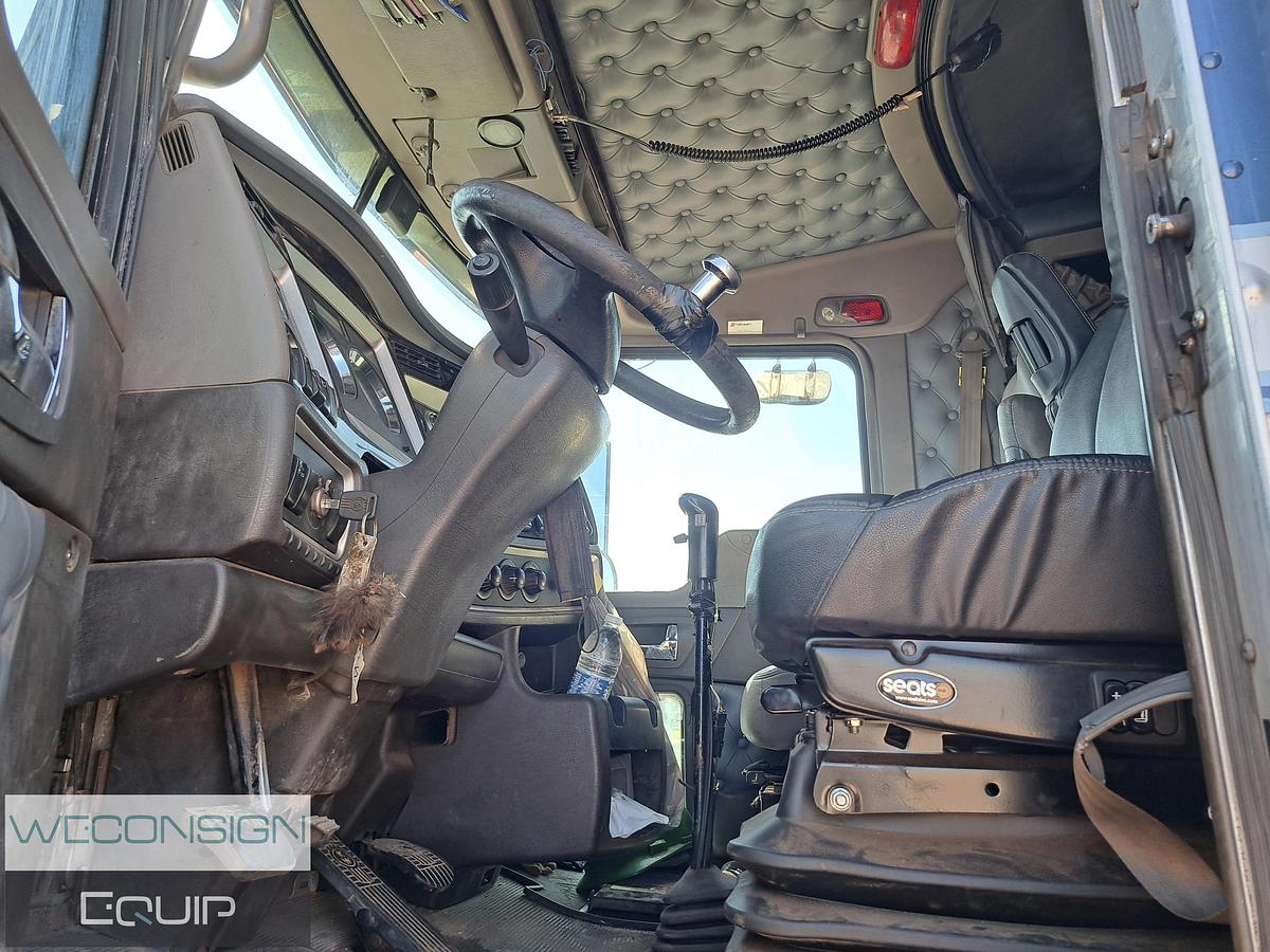 Used 2011 Kenworth T800