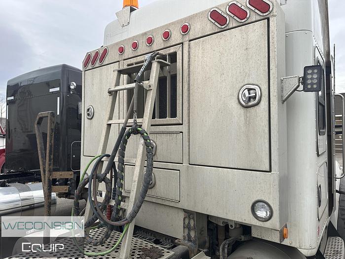 Used 2018 Kenworth T880