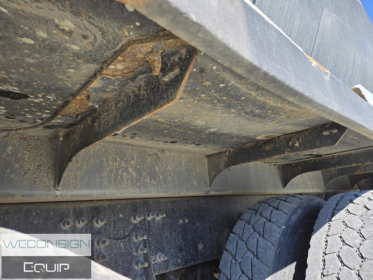 Used 2015 CAT Hydro Excavator