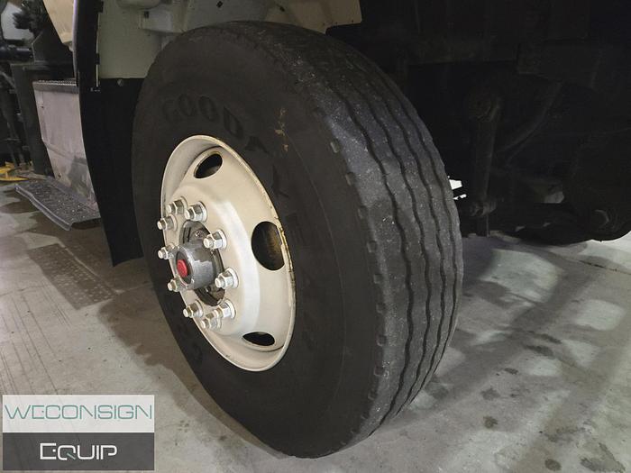 Used 2016 International 7400SBA Sander/ Dump Truck