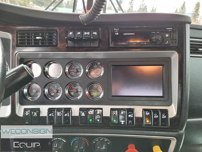 Used 2020 Kenworth T800 Heavy Haul Truck Tractor