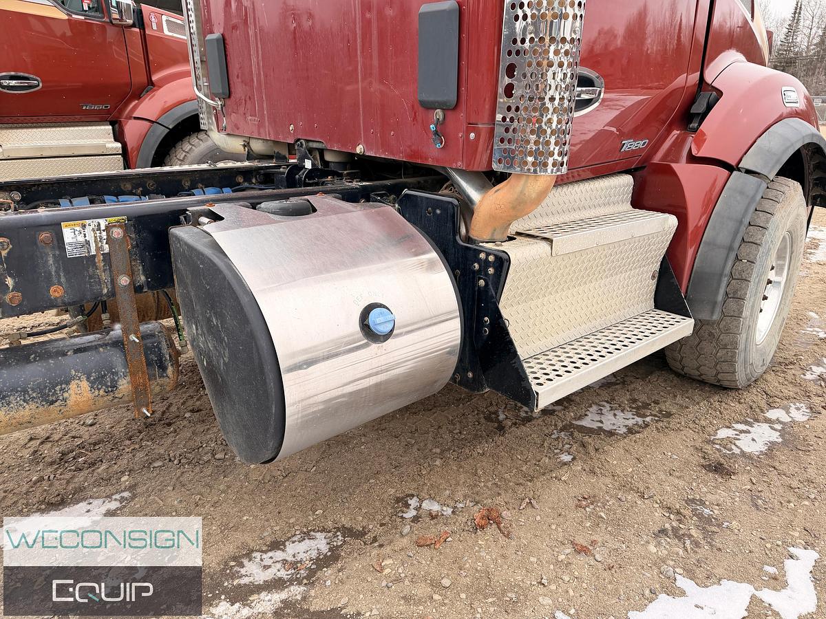 Used 2017 Kenworth T880
