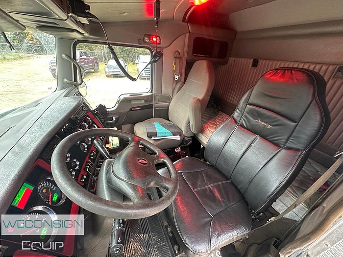 Used 2012 Kenworth T800 DOT Vacuum