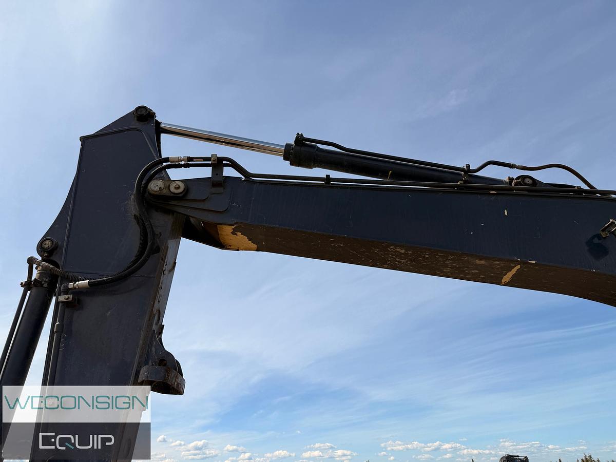 Used 2017 John Deere 210G LC Excavator