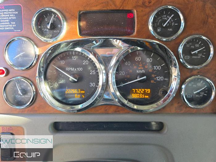 Used 2009 Peterbilt 367 TA Dump Truck